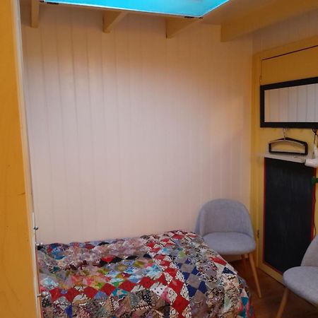 Out Of Amsterdam, River Apartment Close to City Broek in Waterland Buitenkant foto