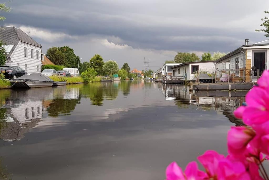 Out Of Amsterdam, River Apartment Close to City Broek in Waterland Buitenkant foto